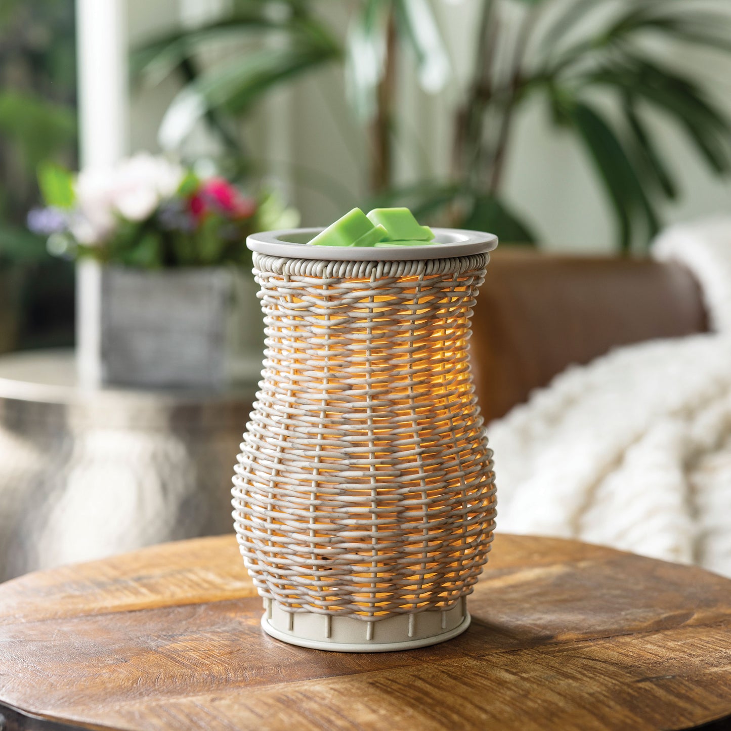 Gray Washed Wicker Illumination Fragrance Warmer