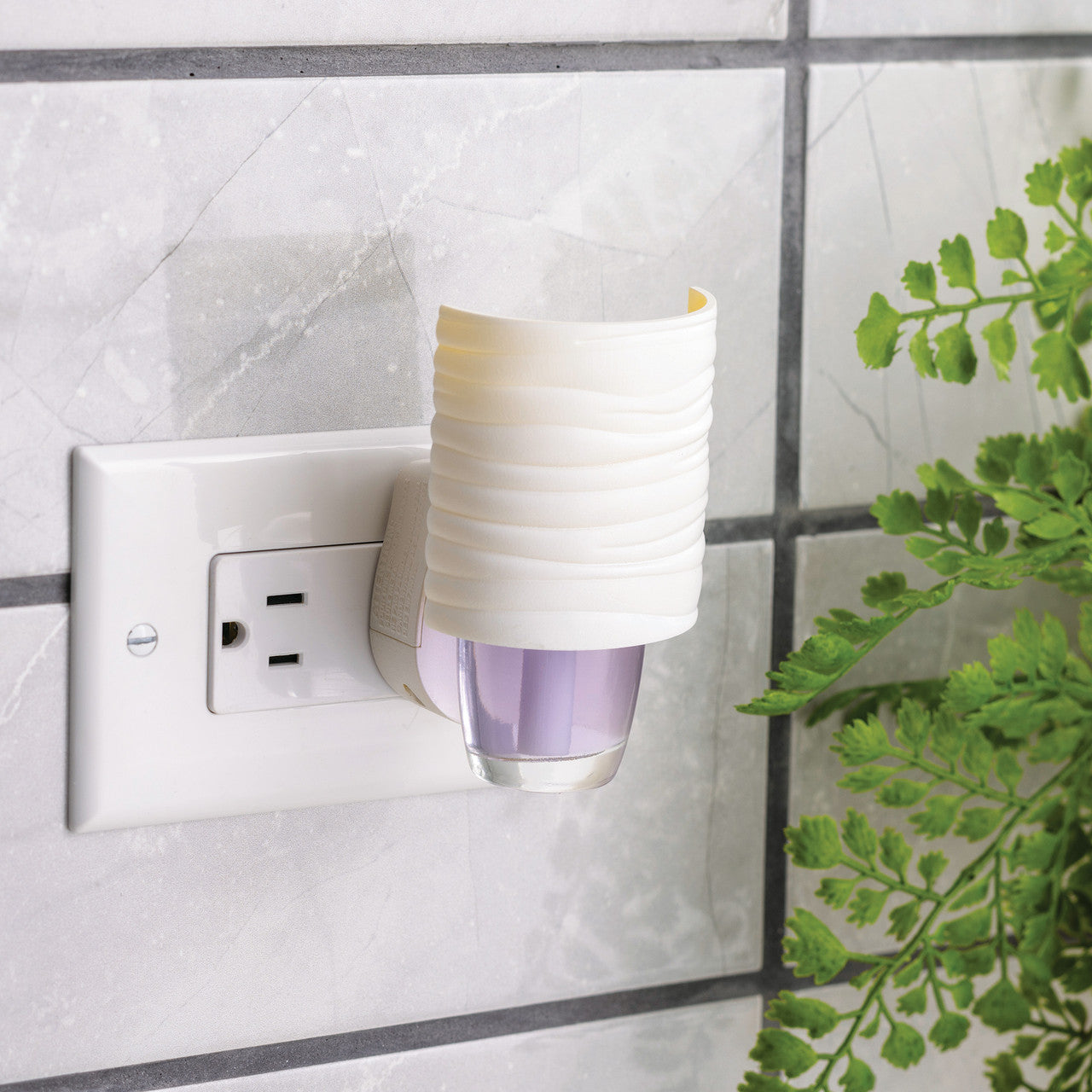 Harmony WallScents Fragrance Warmer Pluggable